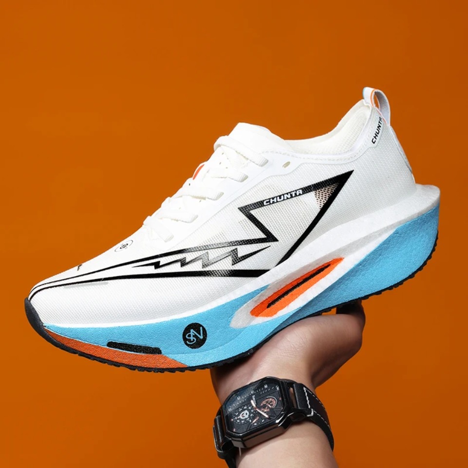 ランニングシューズ 特殊カーボンボード マラソン メンズ ス - Running Shoe Carbon のレビューと価格