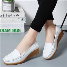 女性用簡単清掃ホワイトナースシューズ　クローズドトゥPU表面 - Insole Arch Support のレビューと価格