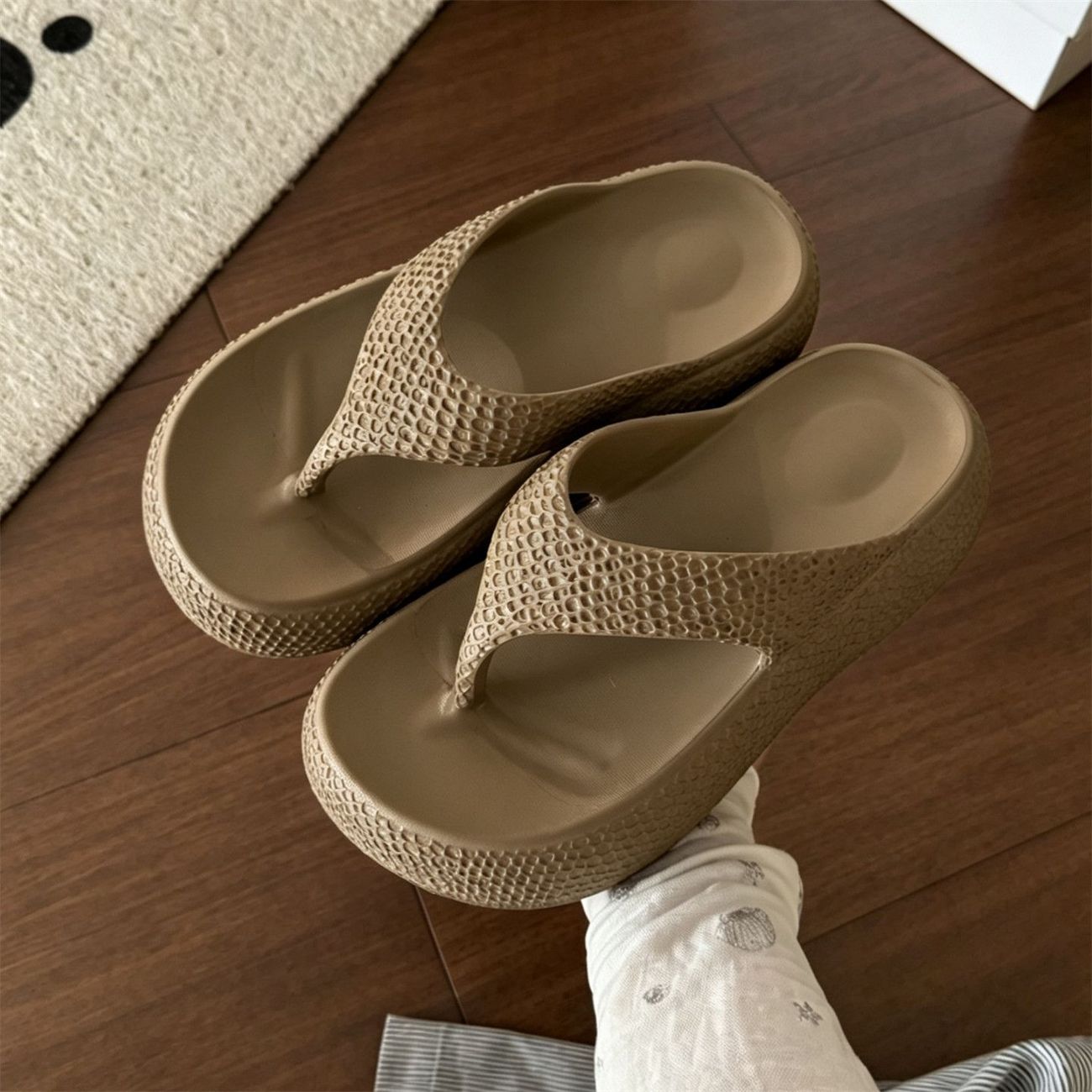 レディース夏用ファッション無地ビーチサンダル、滑り止めアーチ - Insole Arch Support のレビューと価格