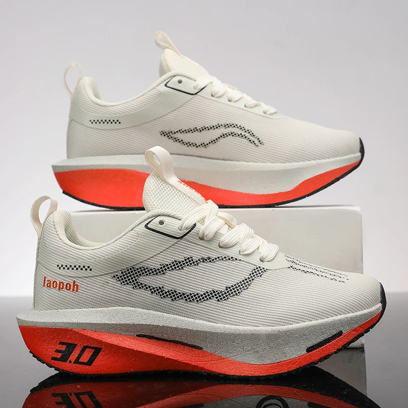 ランニングシューズ カーボンボード スペシャルティ マラソン - Running Shoe Carbon のレビューと価格