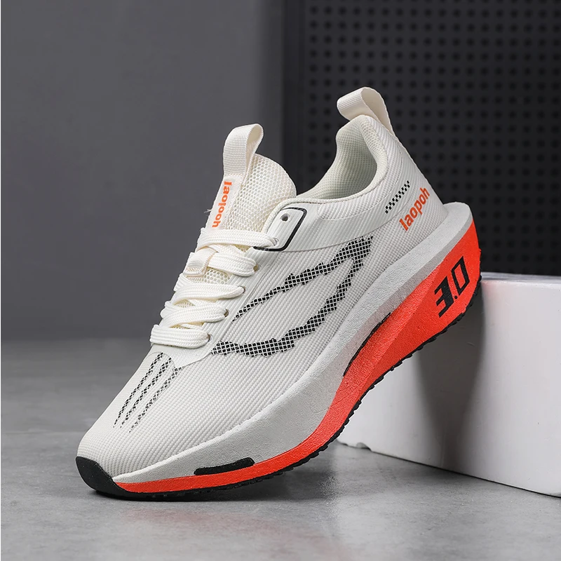 ランニングシューズ カーボンボード スペシャルティ マラソン - Running Shoe Carbon のレビューと価格