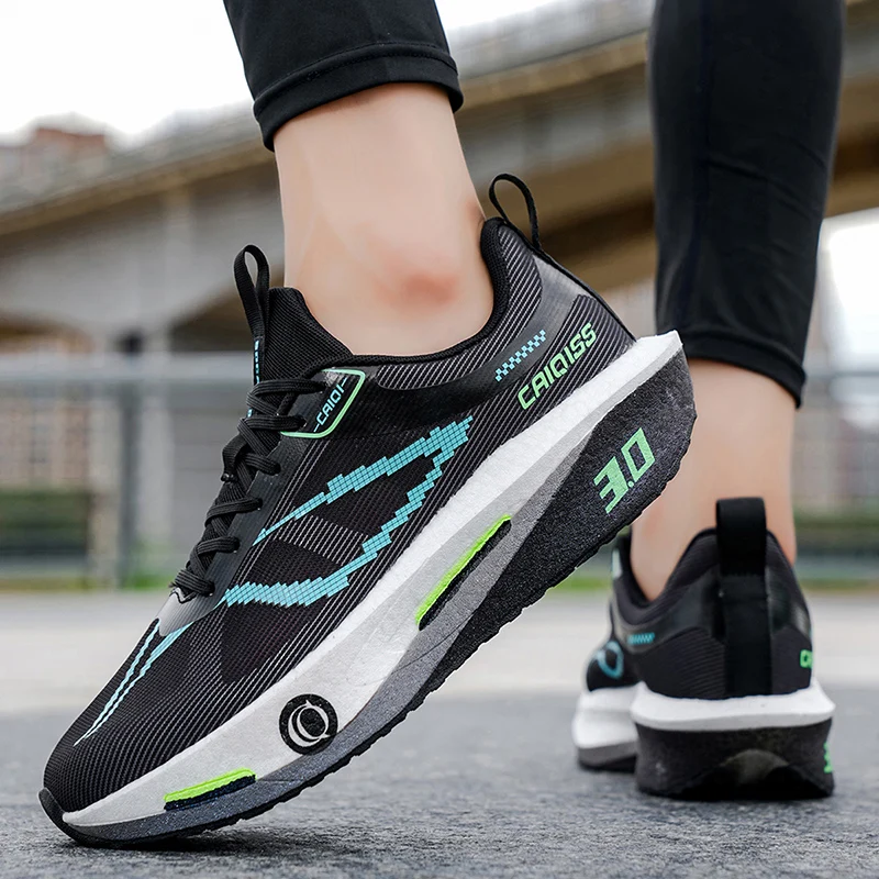 ランニングシューズ カーボンボード スペシャルティ マラソン - Running Shoe Carbon のレビューと価格